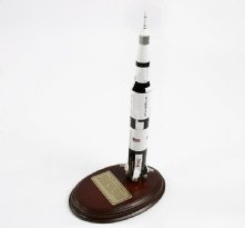 Saturn V w/ Apollo