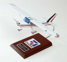Cessna 150/152 Wooden Model